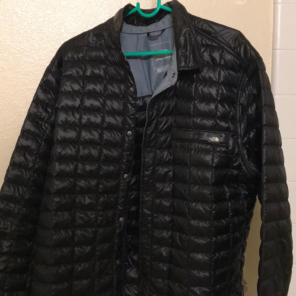 North face men’s jacket, great condition! - Picture 4 of 4
